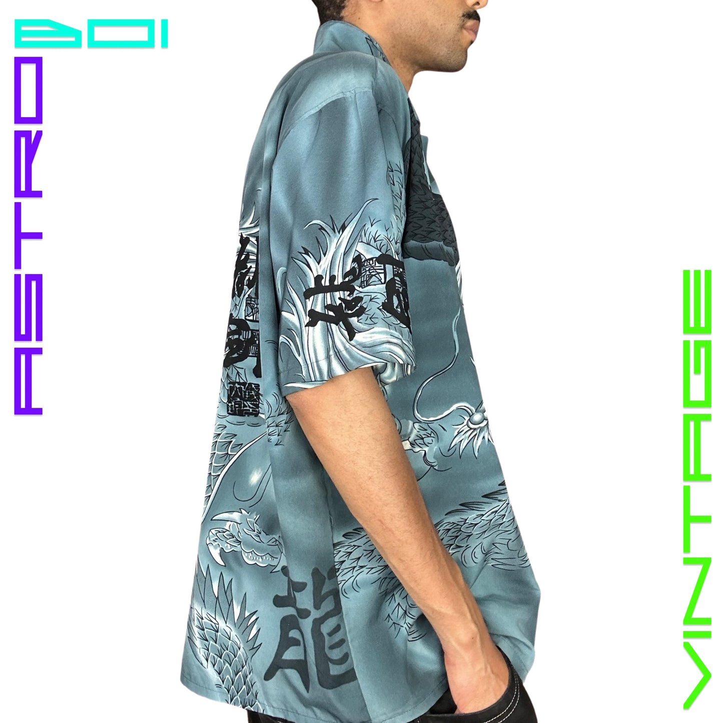 VINTAGE Y2K DRAGON SWORD BUTTON UP _ BLUE