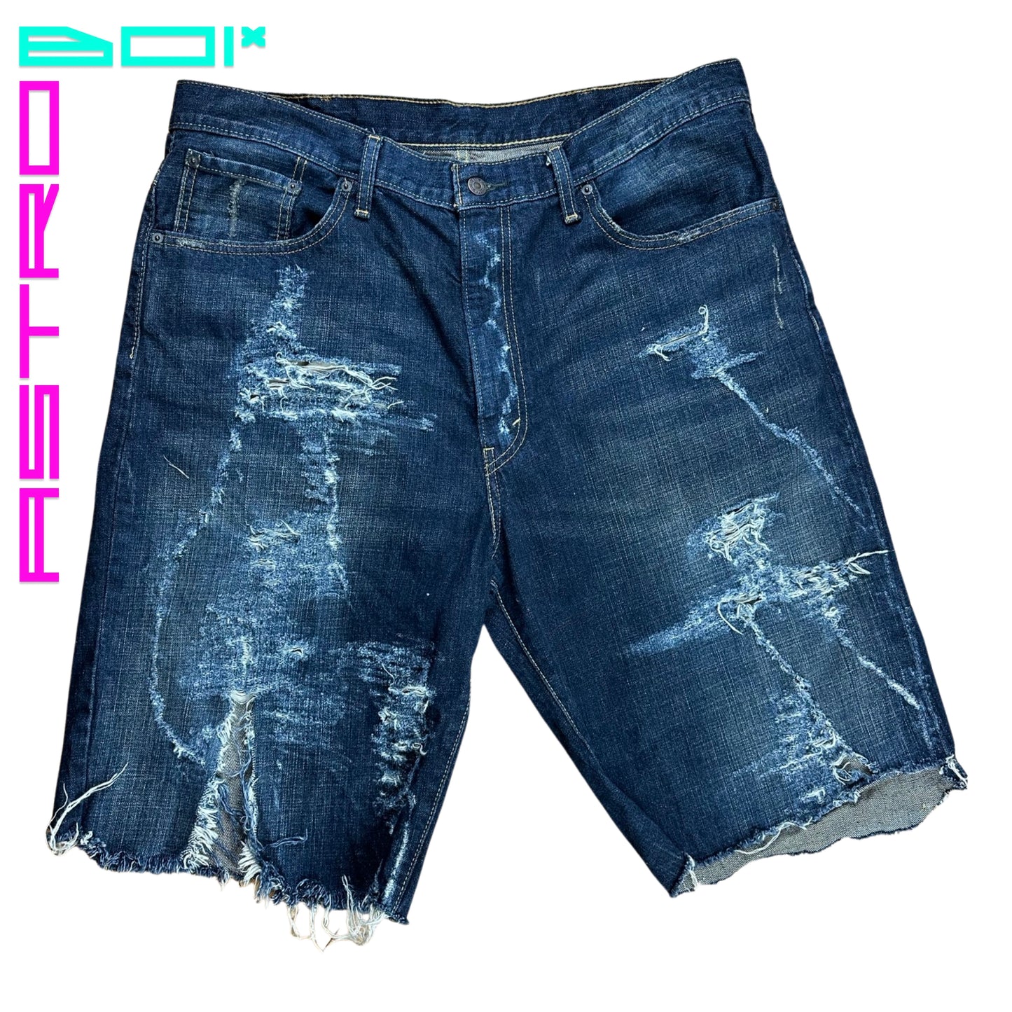 ASTROBOI* LEVIS DIRTY DENIM FRAYED SHORTS_ 38"
