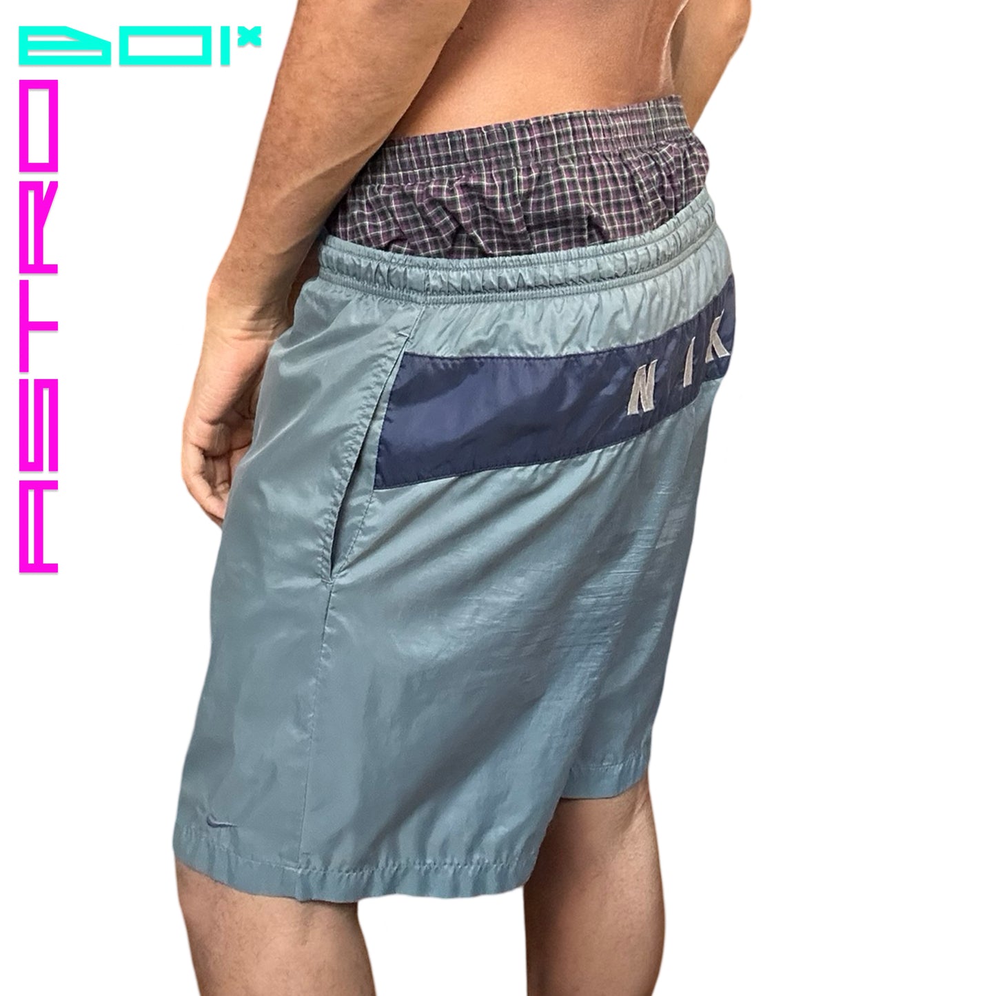 VINTAGE NIKE GRAY NYLON SWIM SHORTS _ LARGE