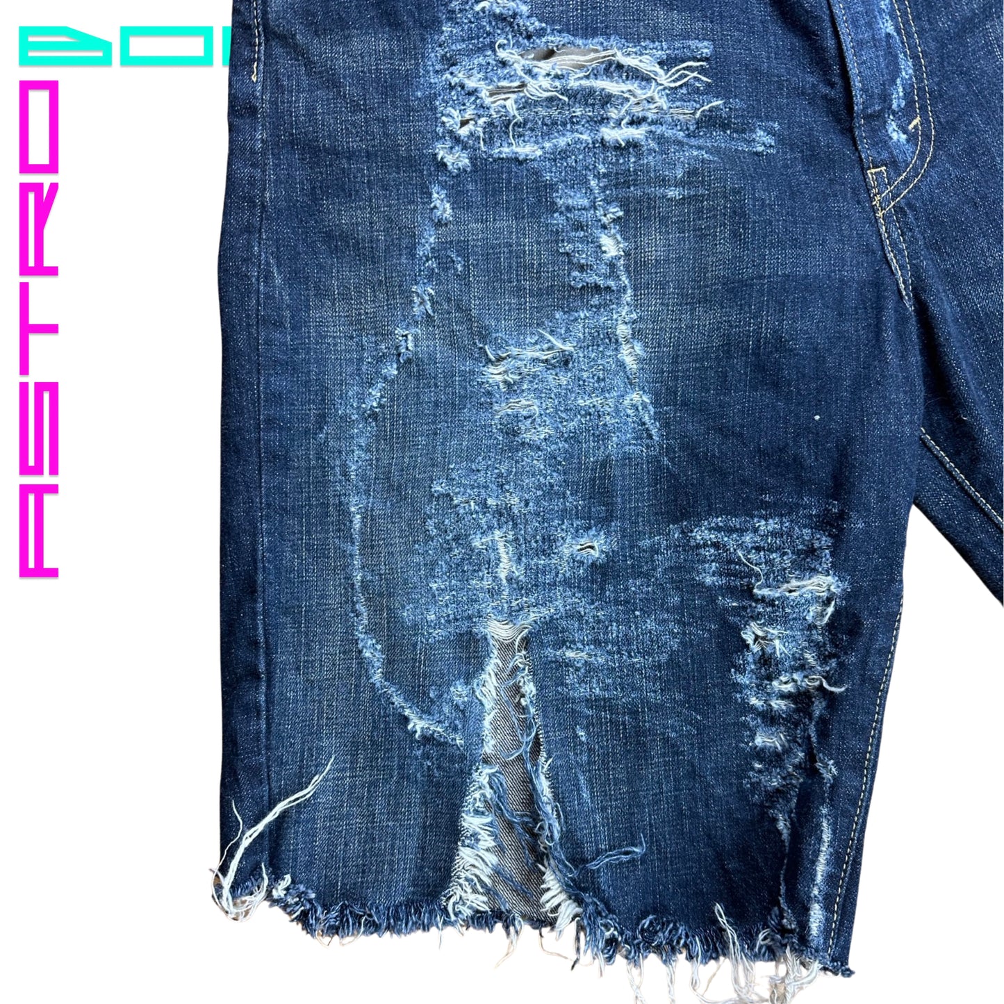 ASTROBOI* LEVIS DIRTY DENIM FRAYED SHORTS_ 38"