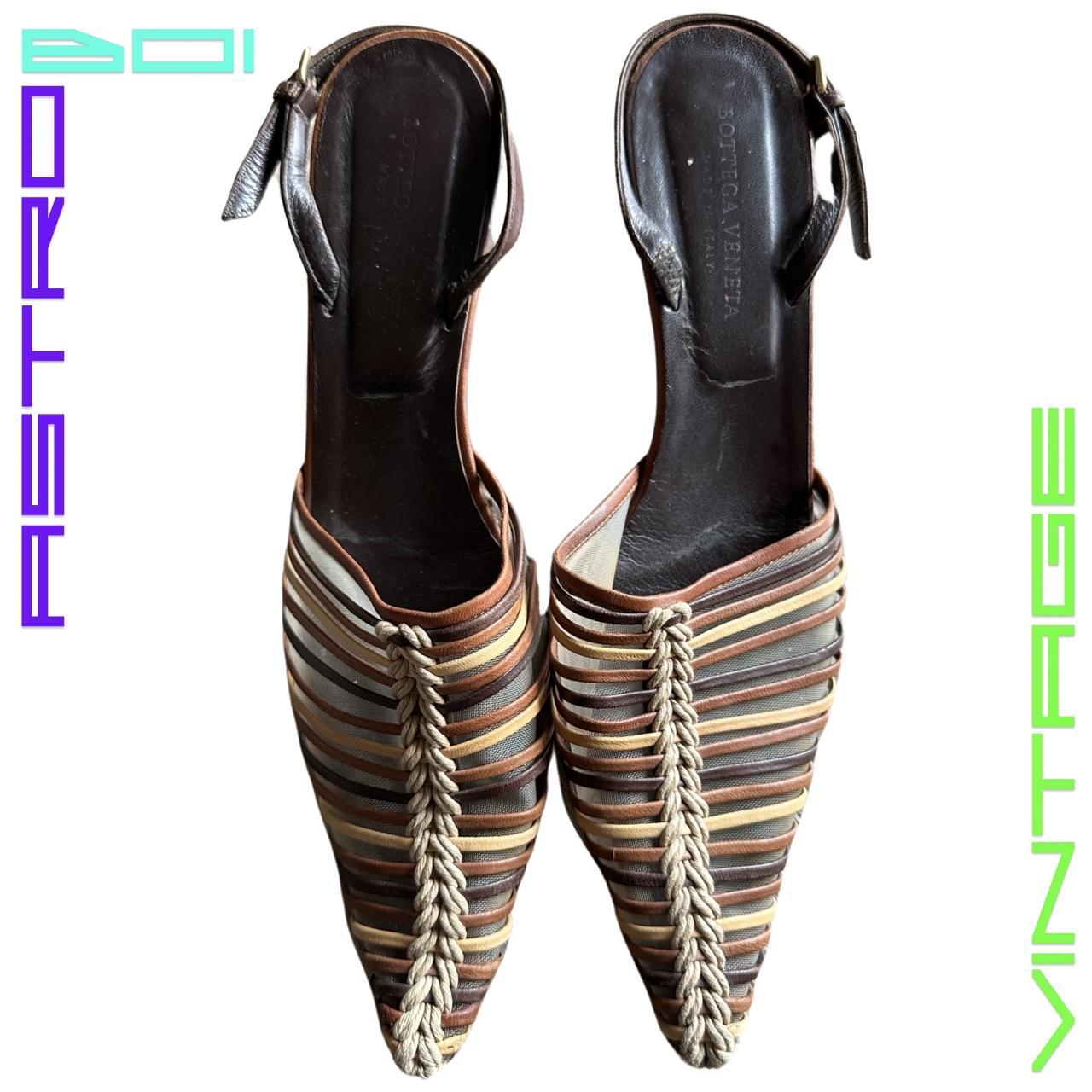 VINTAGE BOTTEGA VENETA WOVEN KITTEN HEELS_ 38.5