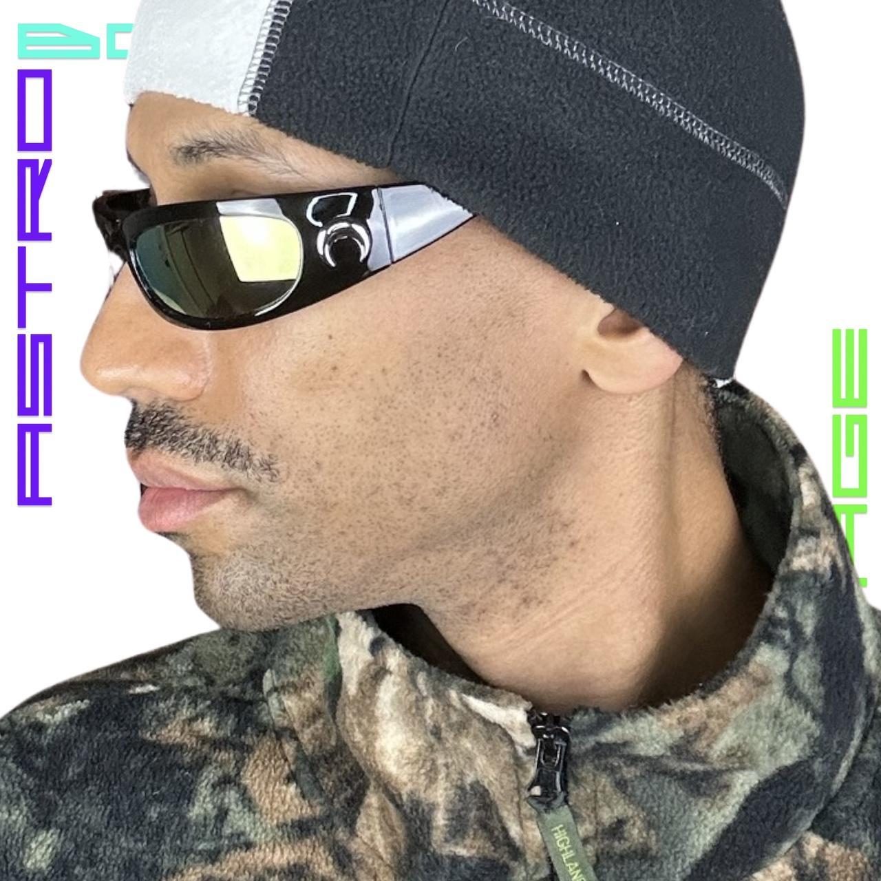 CRESCENT MOON FUTURISTIC SUNGLASSES_ BLACK