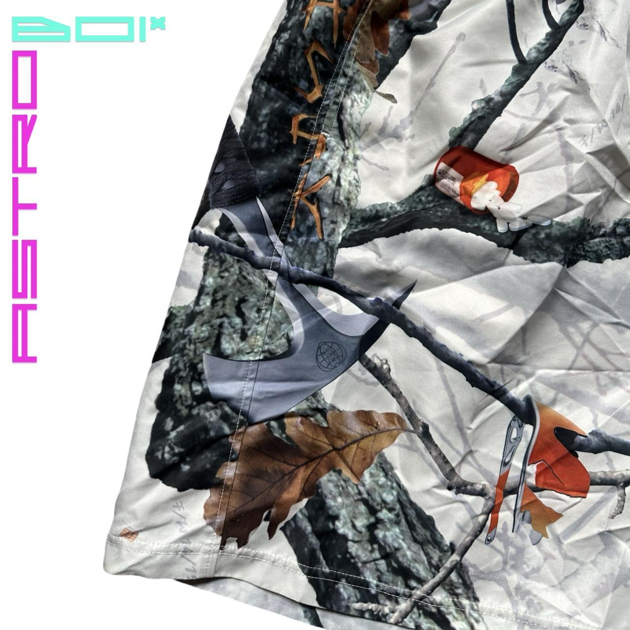 ASSK White Modern Real Tree Camo Nylon Shorts - Large