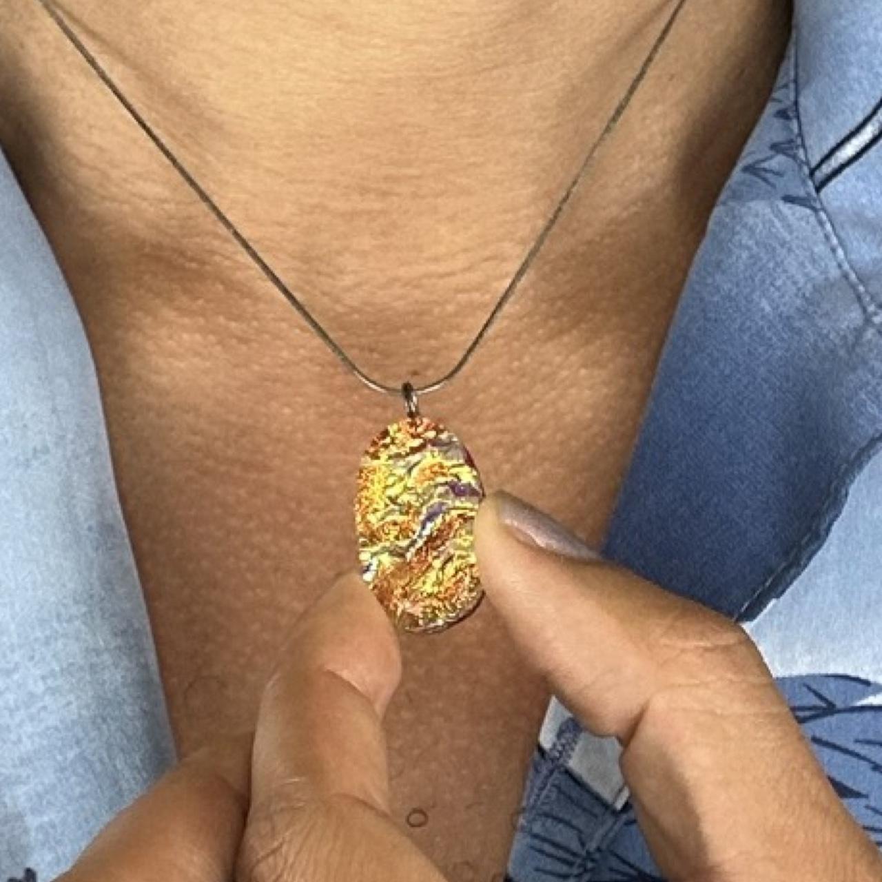MARTIAN CRYSTAL PENDANT NECKLACE