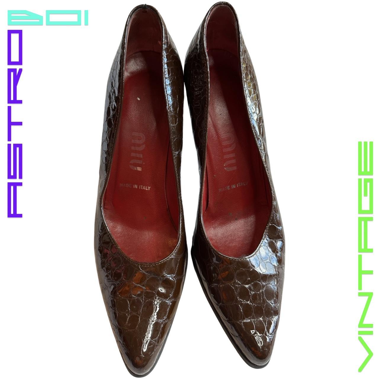 VINTAGE MIU MIU BROWN PATENT LEATHER HEELS_ 39