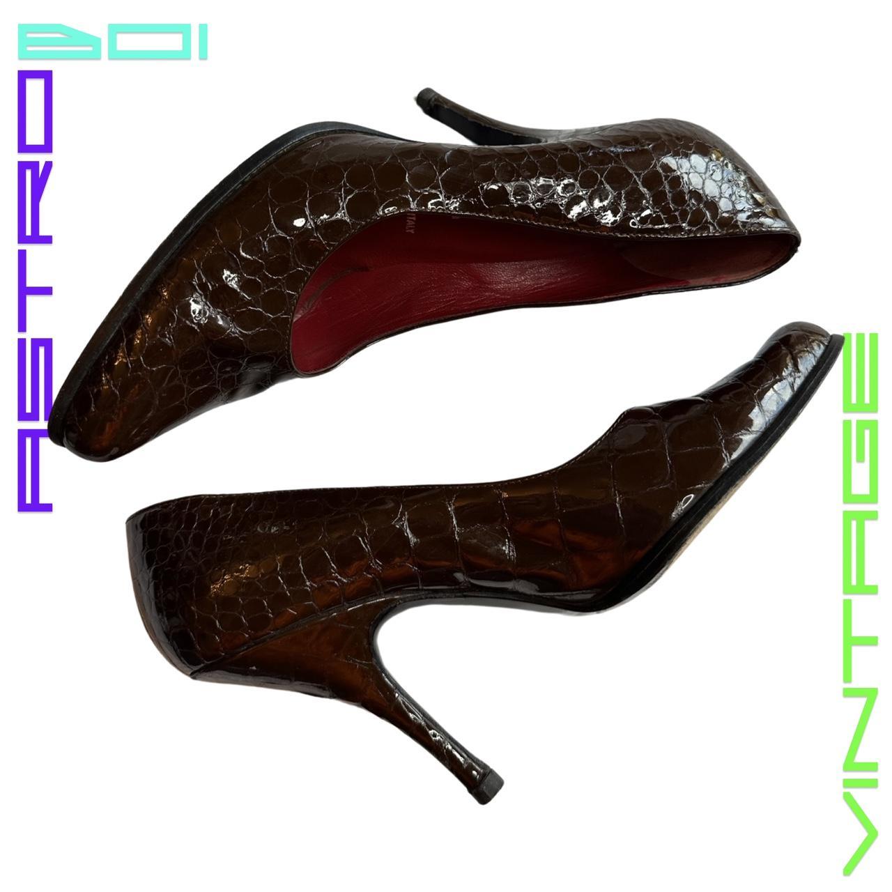 VINTAGE MIU MIU BROWN PATENT LEATHER HEELS_ 39