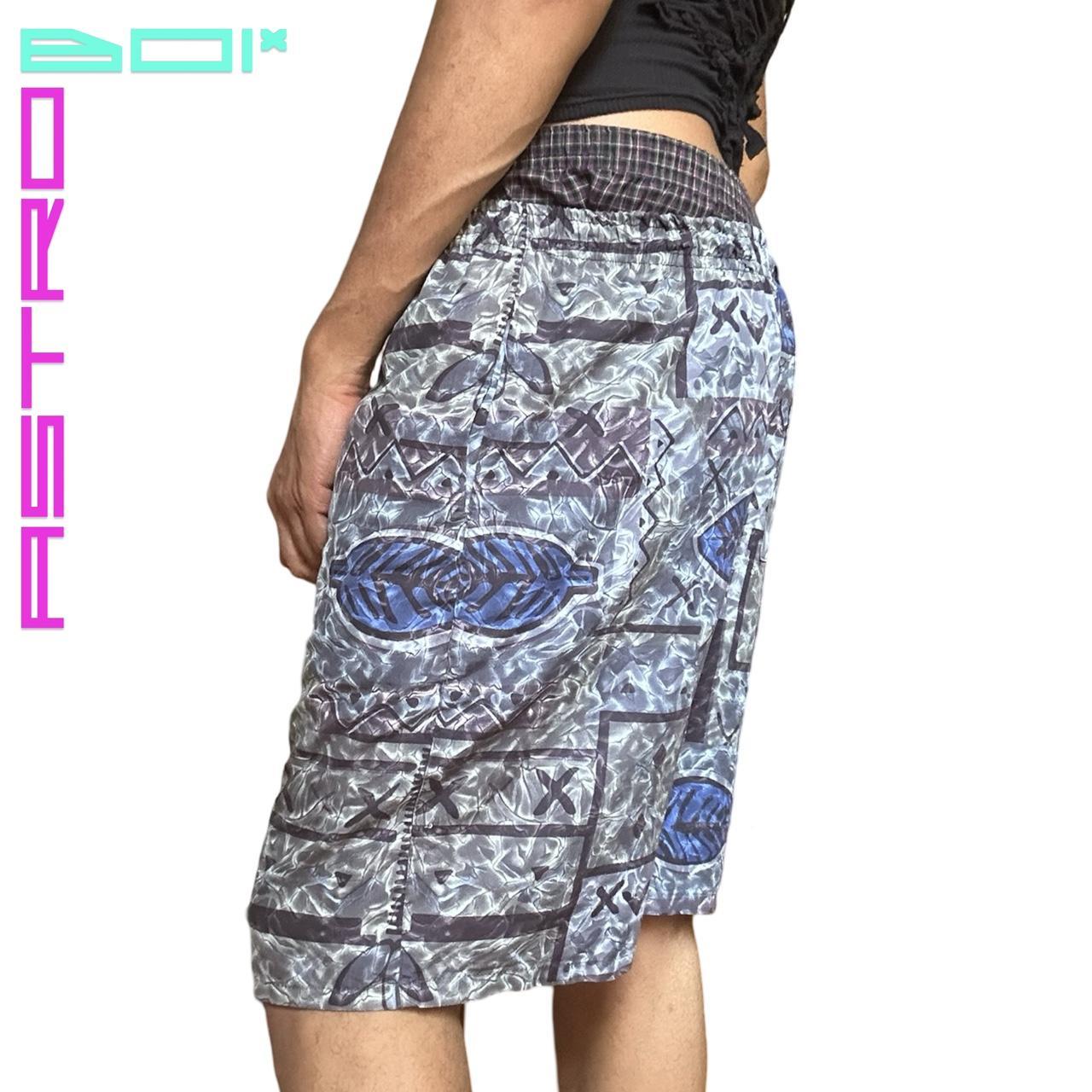 VINTAGE 90s BLUE WATER PRINT NYLON SWIM SHORTS _ XL