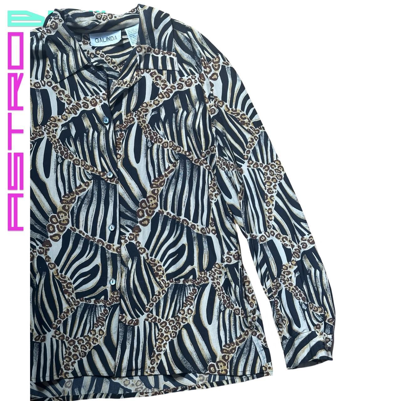 VINTAGE GALINDA TAN ANIMAL PRINT SILK BUTTON UP SHIRT _ LARGE