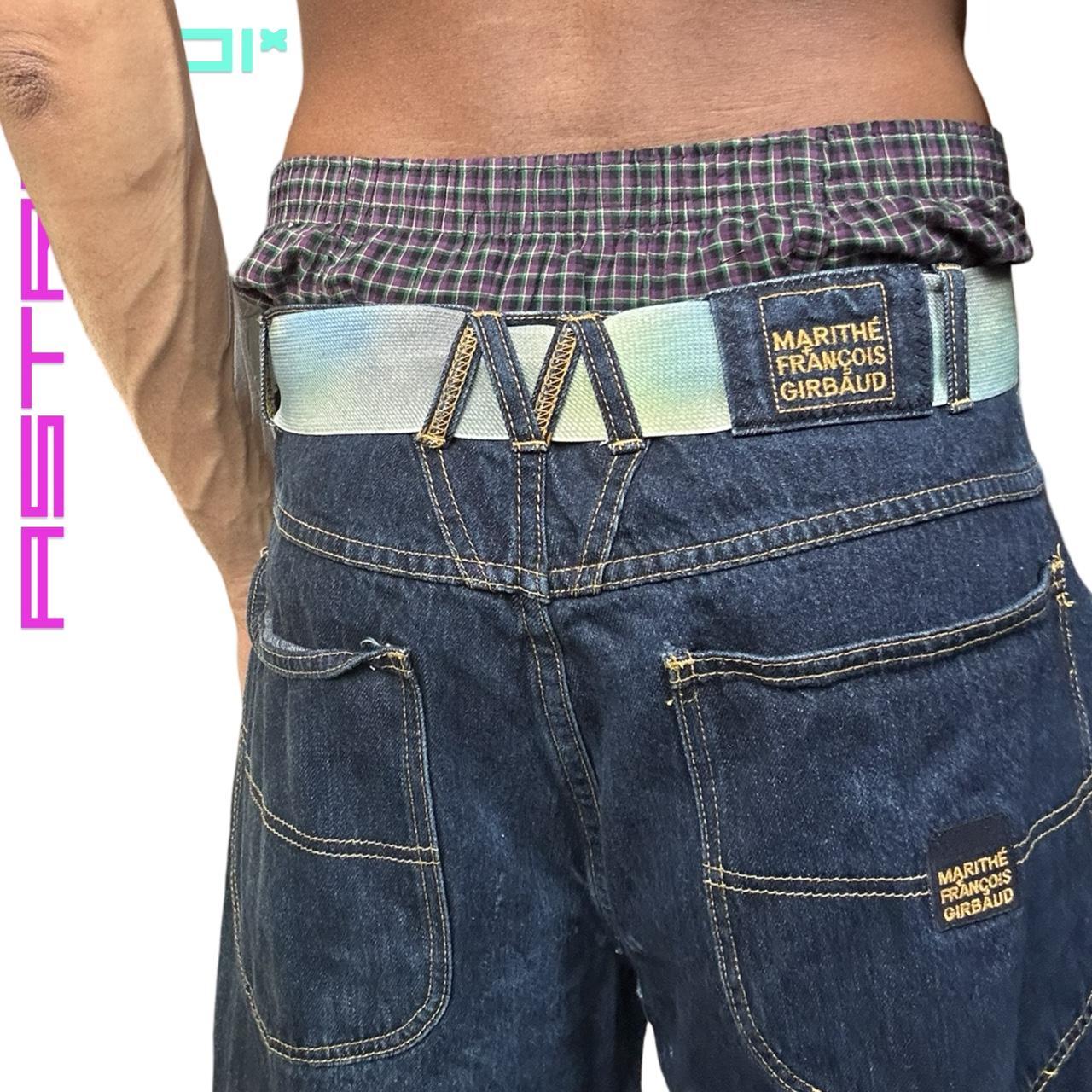 ASTROBOI* Custom White Stretch Airbrushed Western Belt - 28-24"