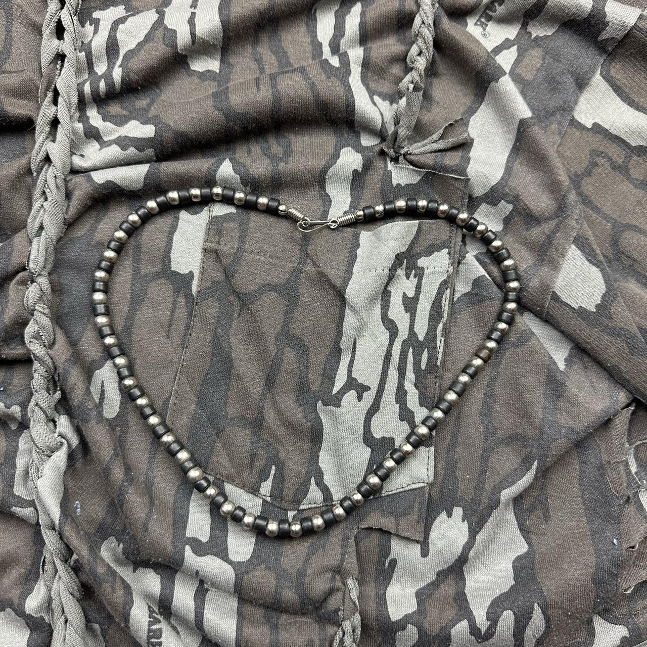 ANDROMEDA CIRCULAR BEADED NECKLACE _ SILVER/BLACK