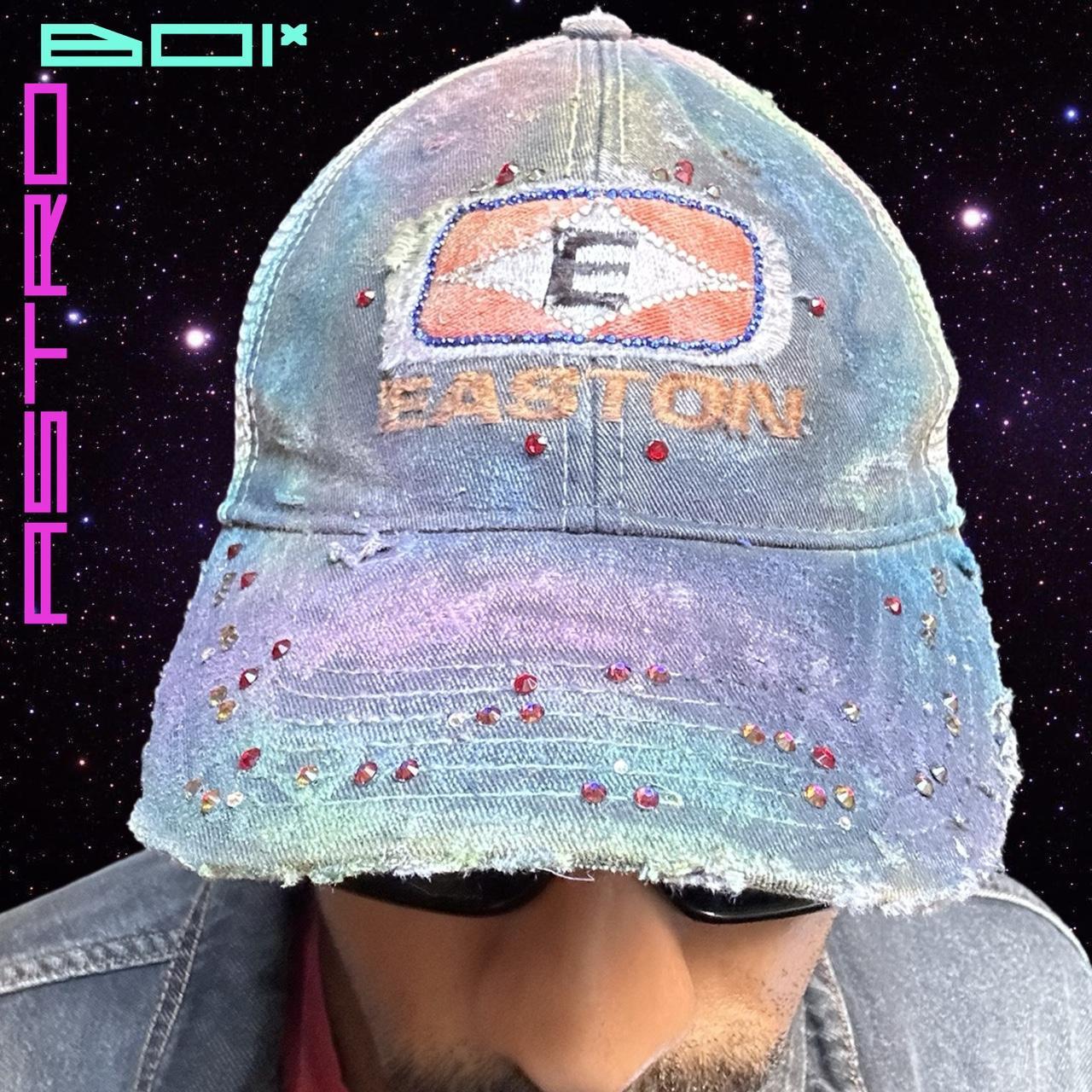 ASTROBOI* EASTON RAINBOW RHINESTONE MESH CONFETTI HAT