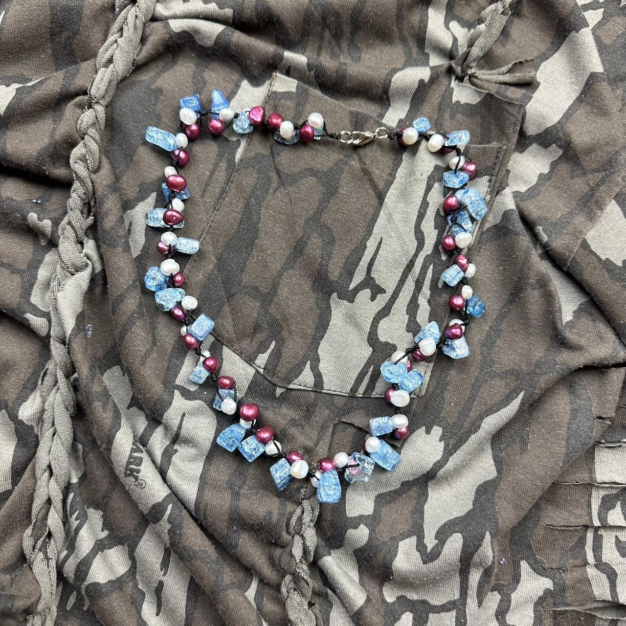 STAGGERED ICE CRYSTAL BEADED NECKLACE
