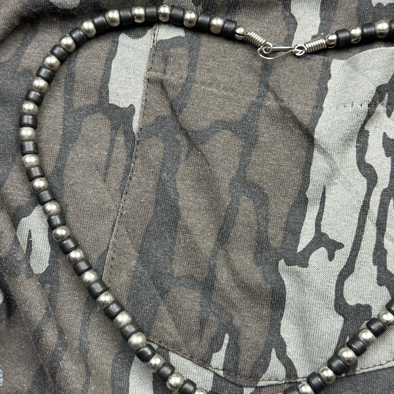 ANDROMEDA CIRCULAR BEADED NECKLACE _ SILVER/BLACK