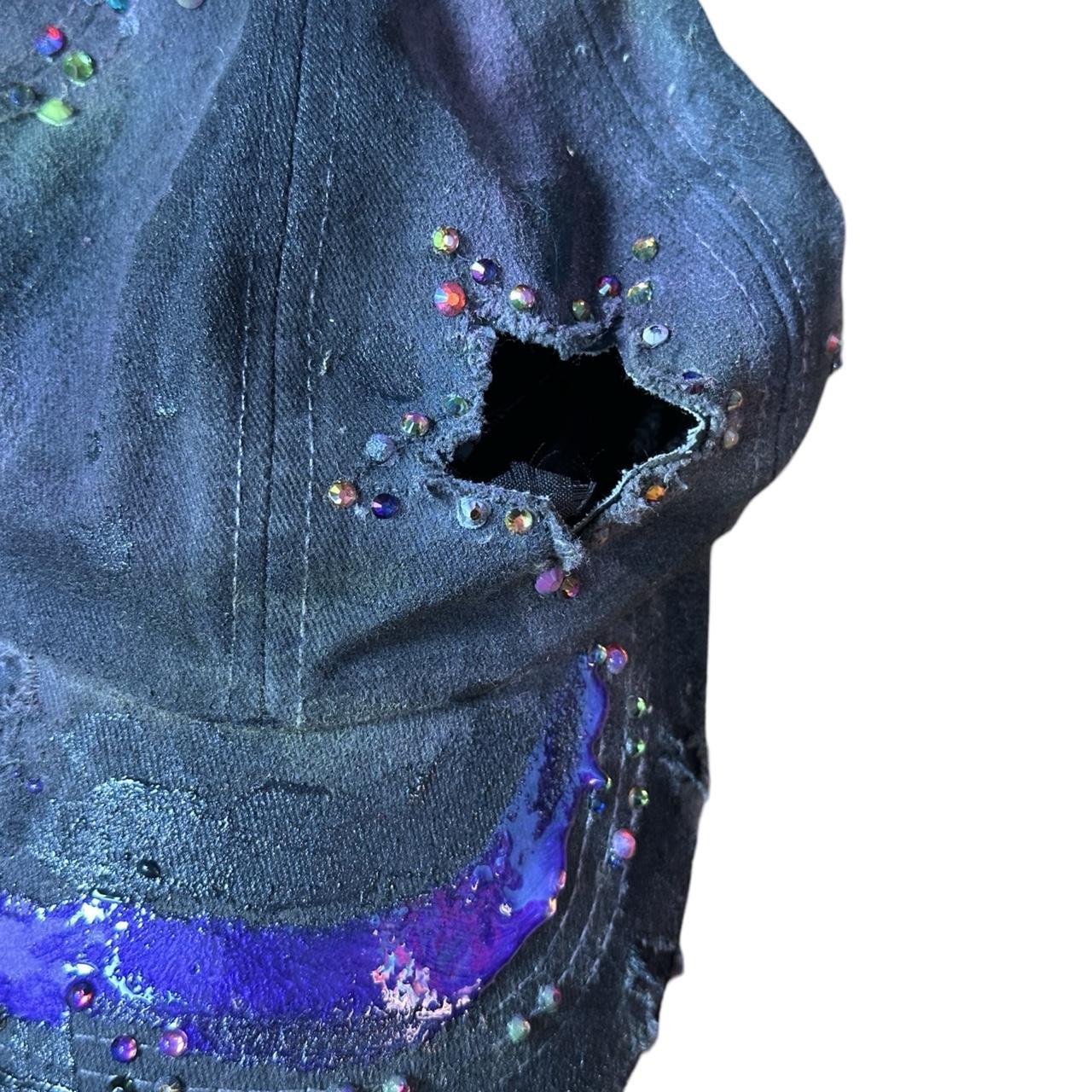 ASTROBOI* 'Shooting Stars' Black Rhinestone Resin Hat - flat details 3