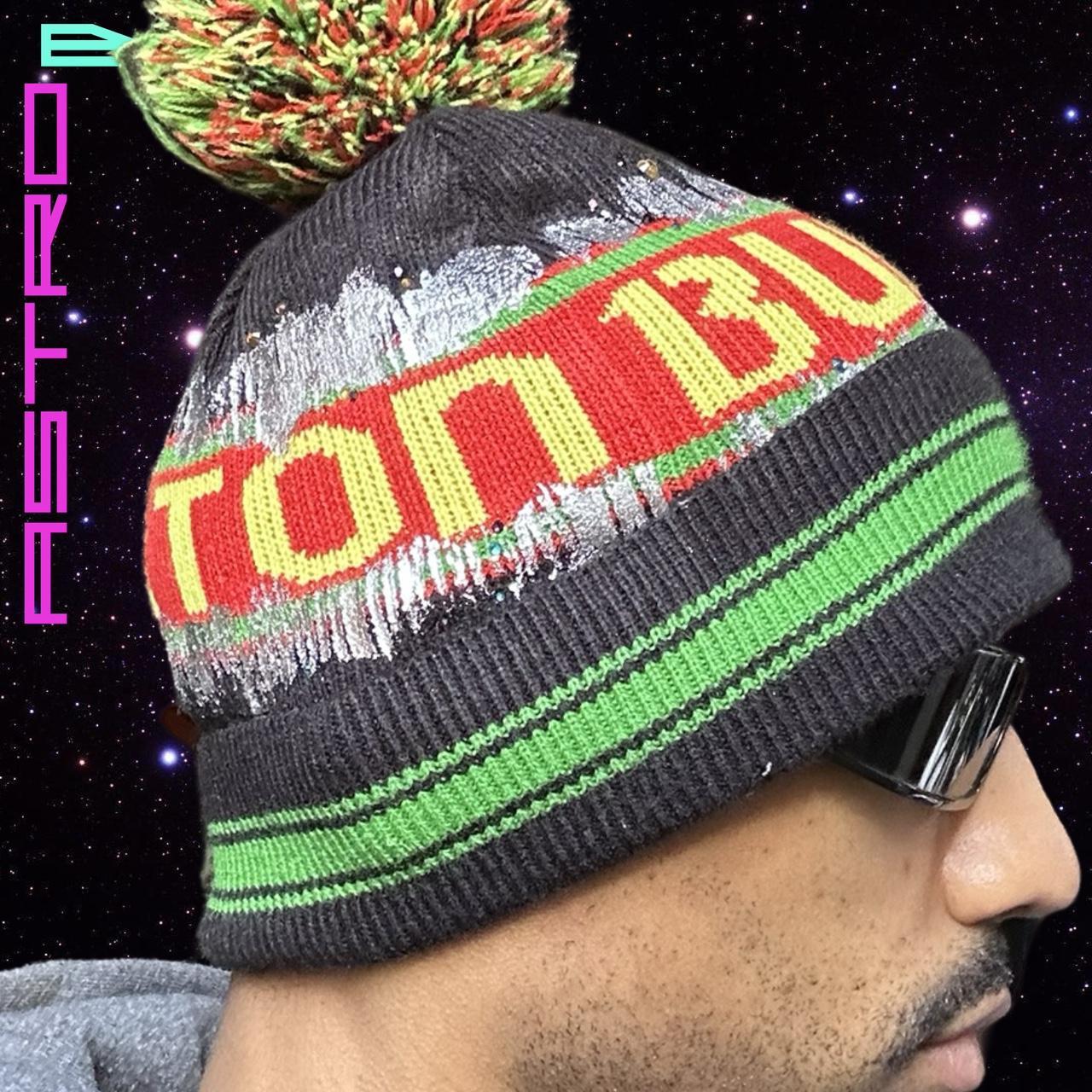 ASTROBOI* CUSTOM BURTON RASTAFARIAN METALLIC RHINESTONE POM POM BEANIE