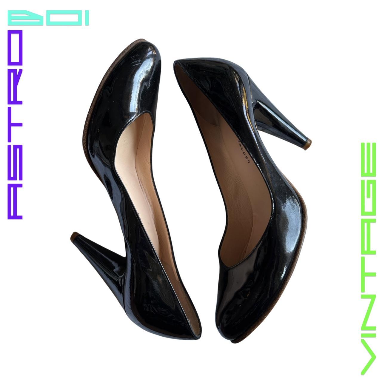 MARC BY MARC JACOBS BLACK PATENT LEATHER HEELS_ 39