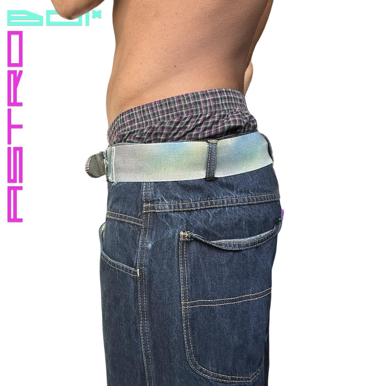 ASTROBOI* Custom White Stretch Airbrushed Western Belt - 28-24"