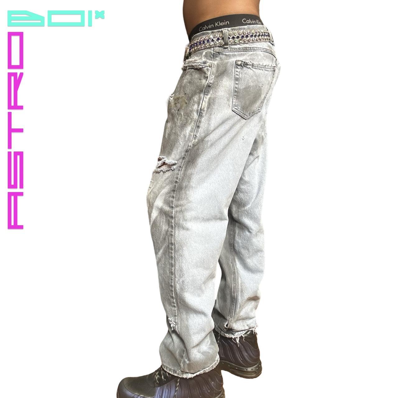 ASTROBOI* LIGHT RINSE BLUE TAR JEANS _ 36x32"