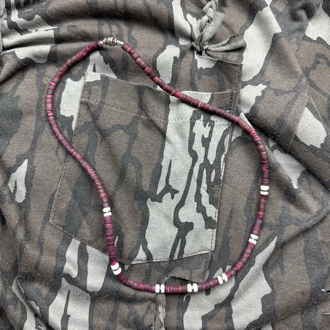 BURGUNDY SHELLS OF TRITON CHOKER NECKLACE