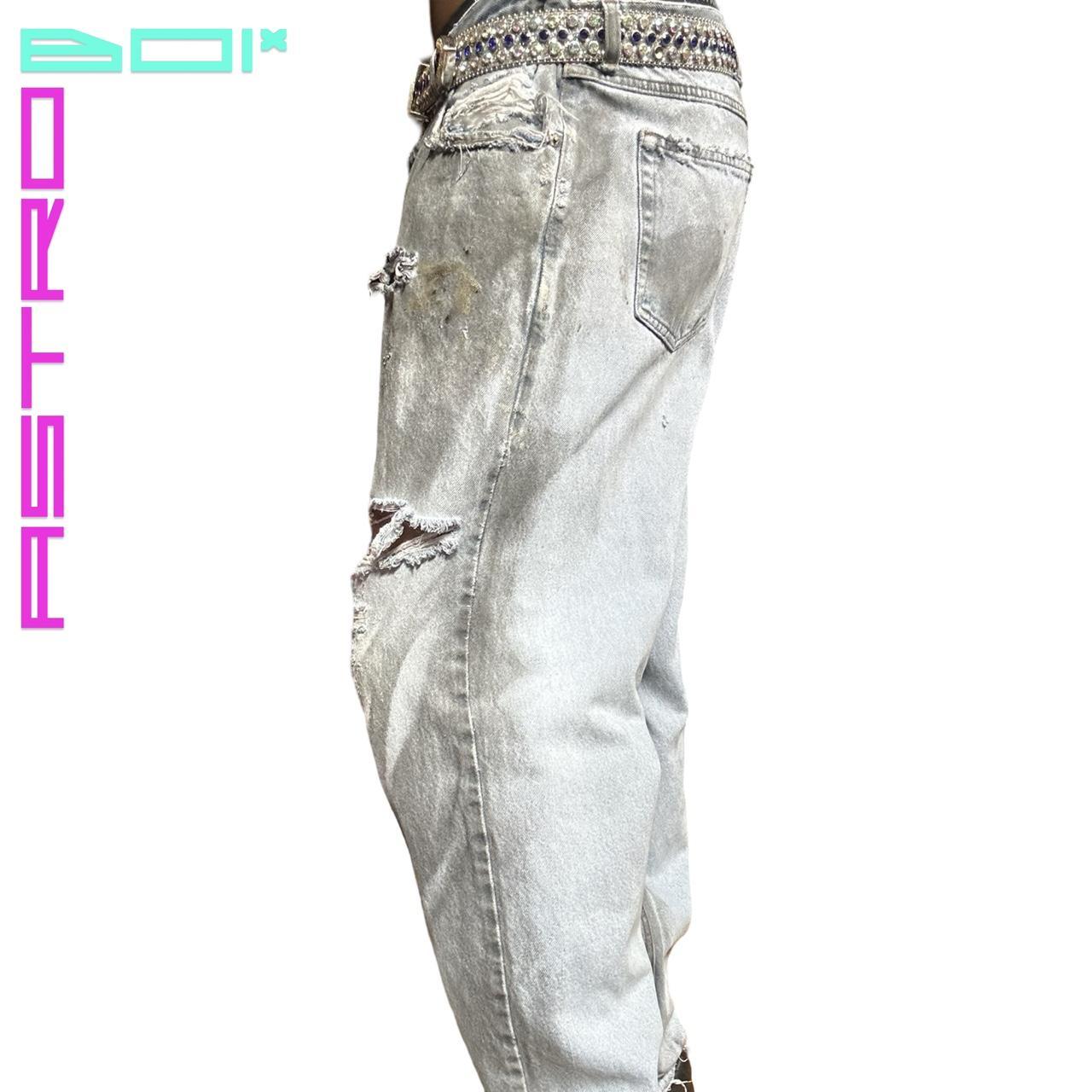 ASTROBOI* LIGHT RINSE BLUE TAR JEANS _ 36x32"