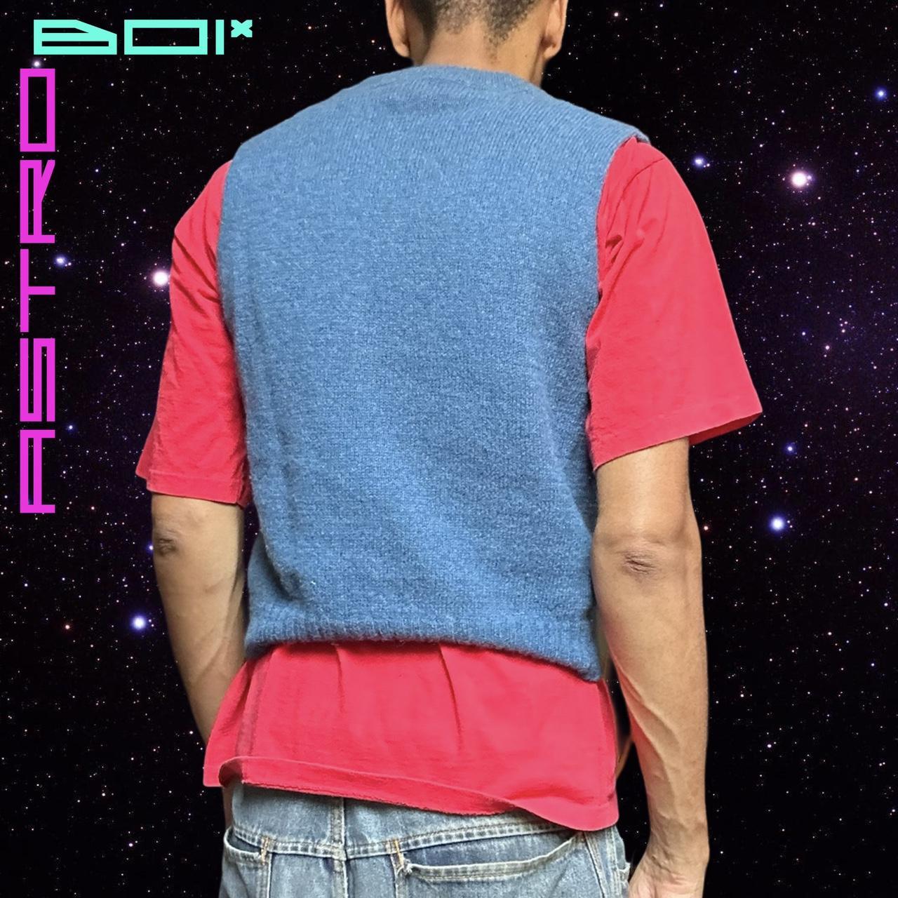 ASTROBOI* BLUE CUT OUT KNIT SWEATER VEST _ MEDIUM