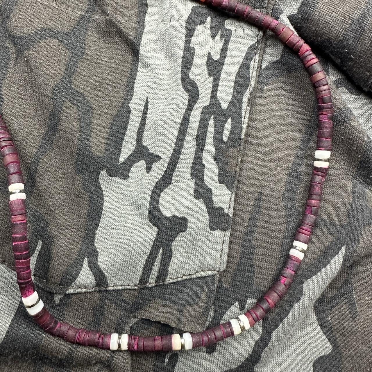BURGUNDY SHELLS OF TRITON CHOKER NECKLACE