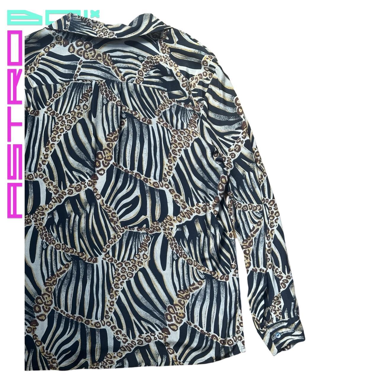 VINTAGE GALINDA TAN ANIMAL PRINT SILK BUTTON UP SHIRT _ LARGE
