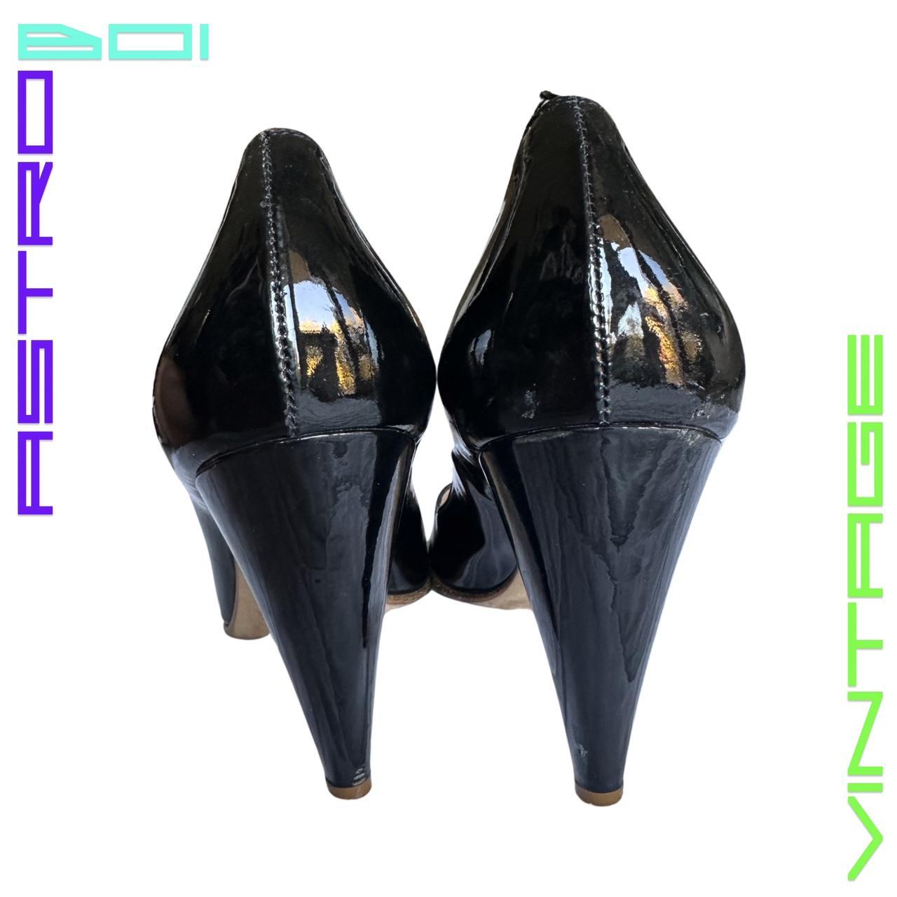 MARC BY MARC JACOBS BLACK PATENT LEATHER HEELS_ 39