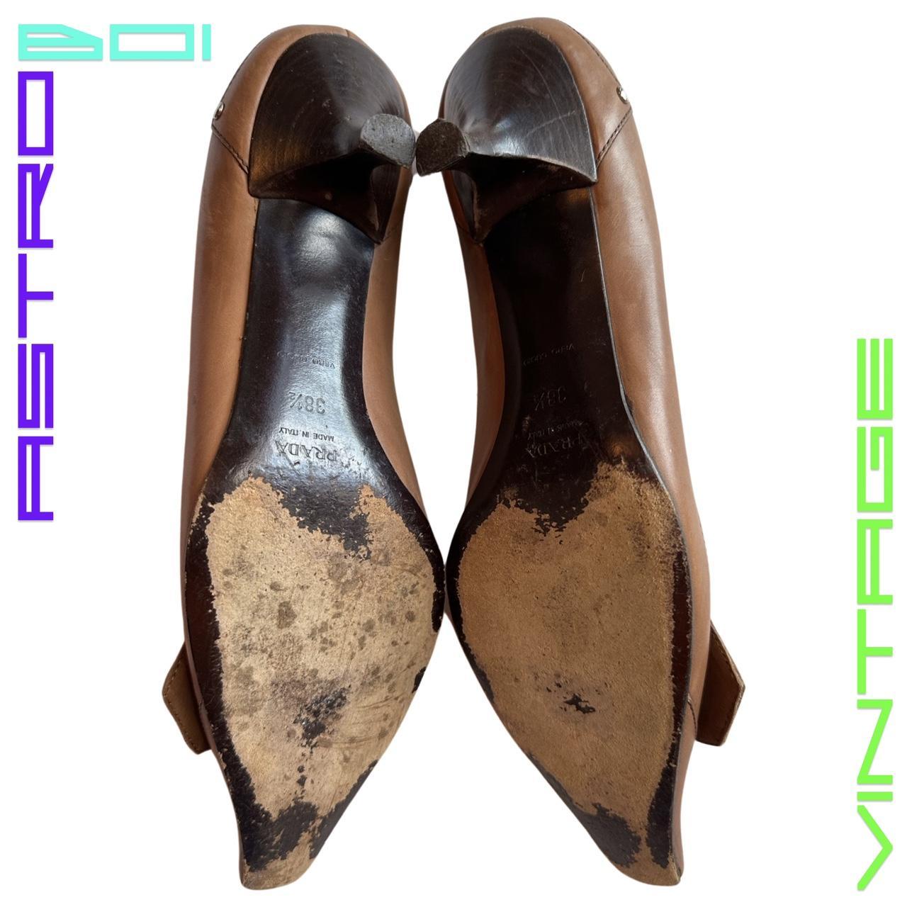 VINTAGE PRADA SQUARE BUCKLE LEATHER HEELS _ BROWN _ 38.5
