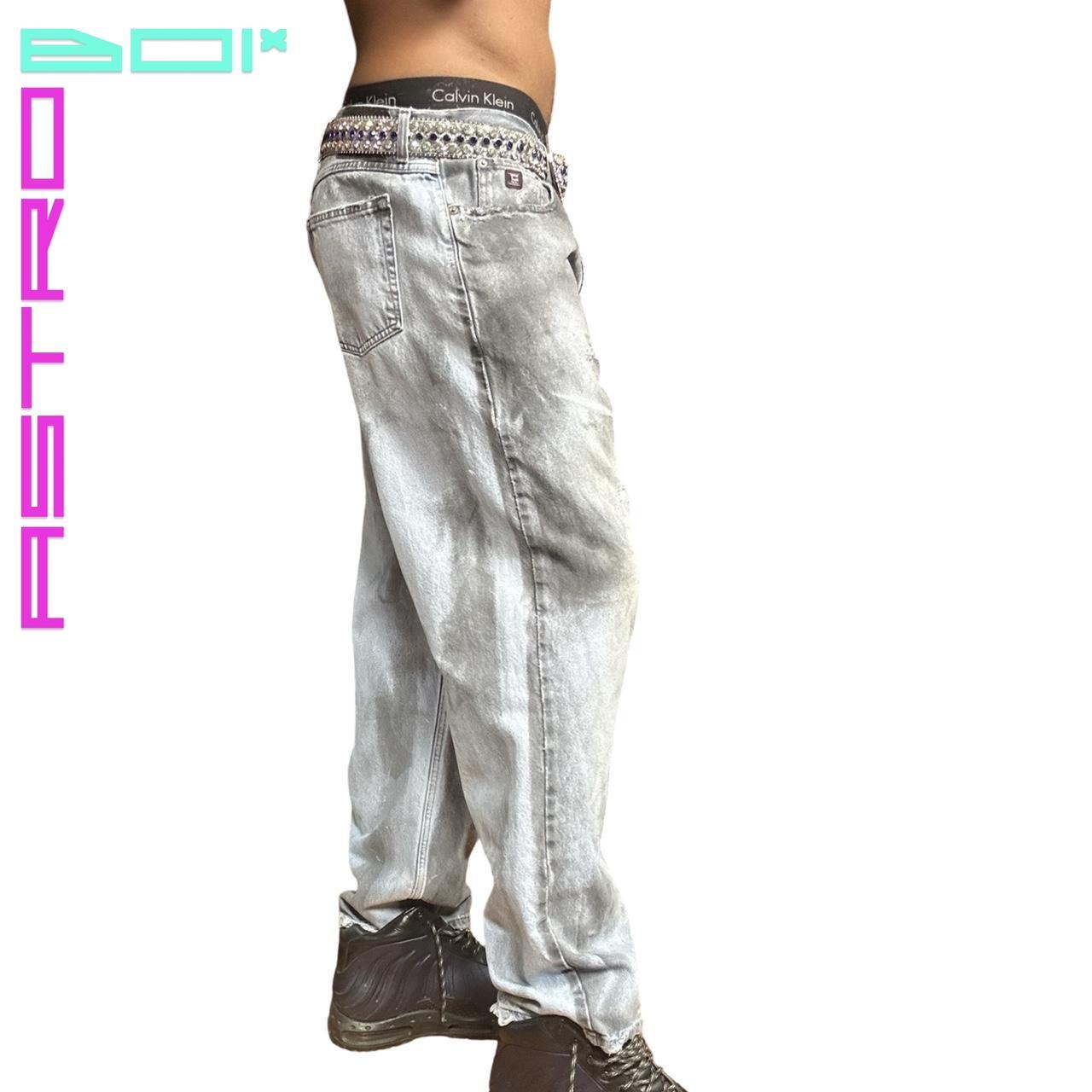 ASTROBOI* LIGHT RINSE BLUE TAR JEANS _ 36x32"