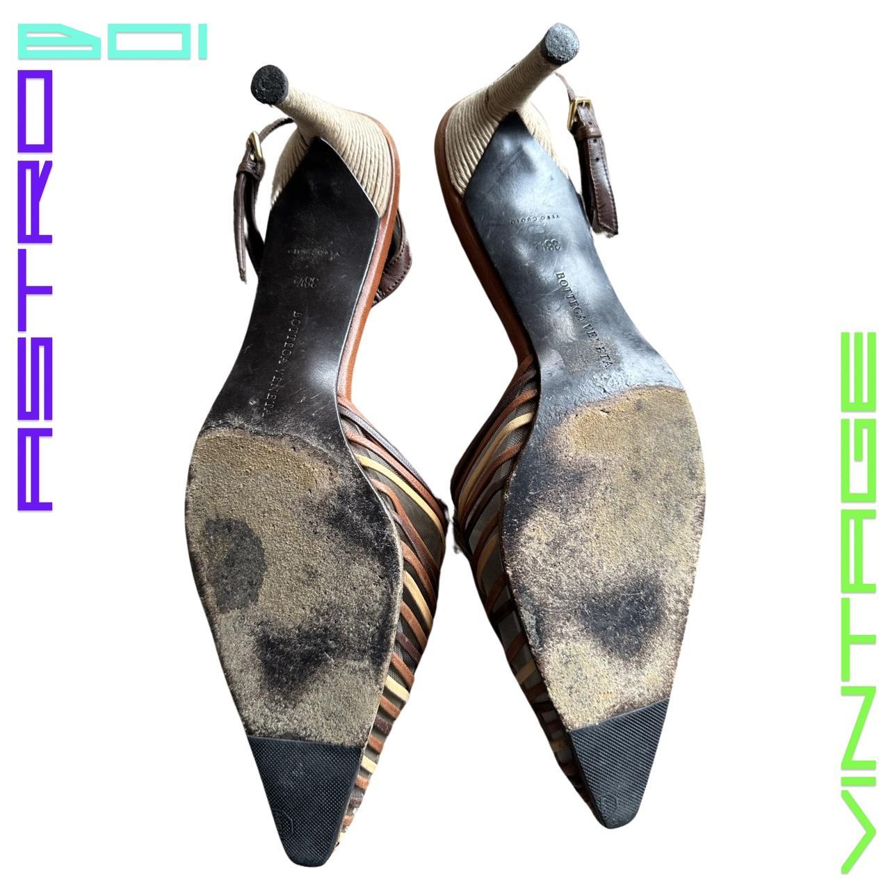 VINTAGE BOTTEGA VENETA WOVEN KITTEN HEELS_ 38.5