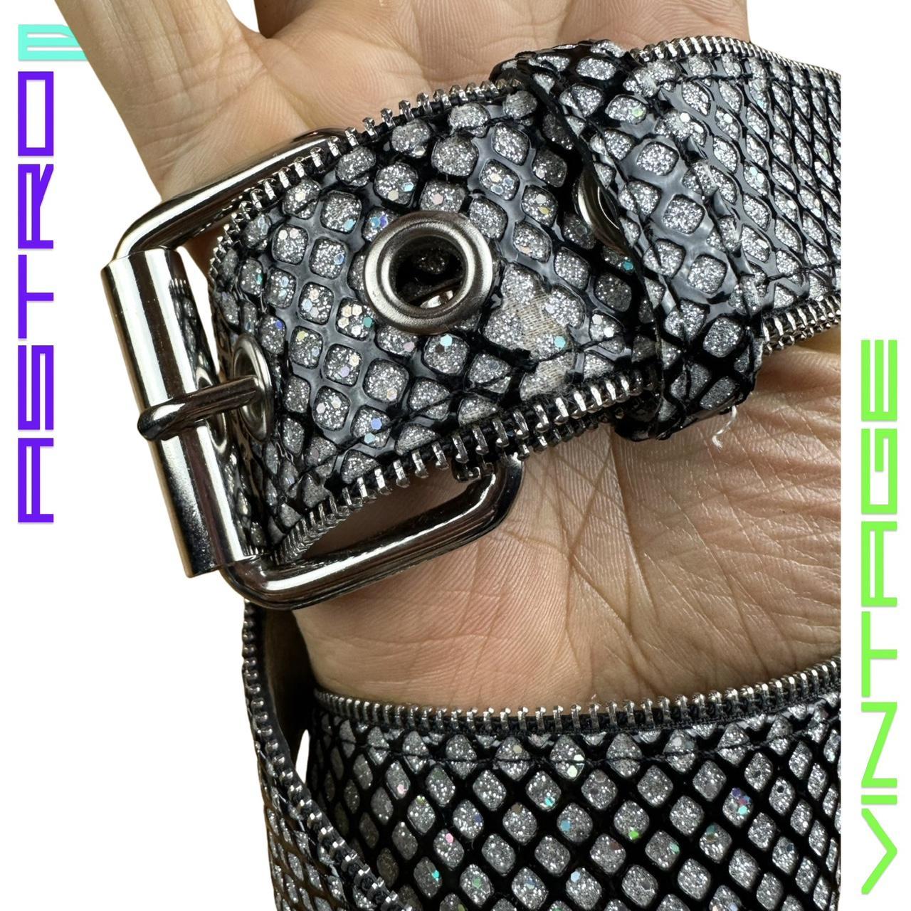 HONEYCOMB FAUX LEATHER GLITTER BELT