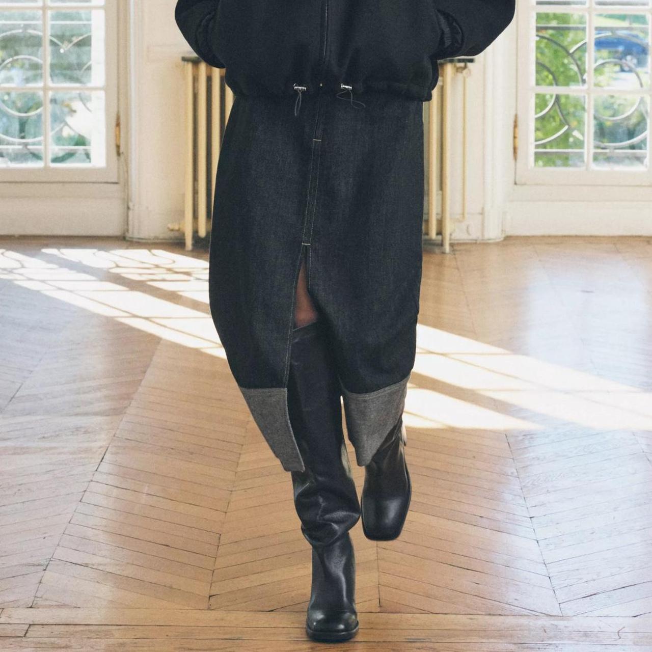 Zara Womens Midi Jean Skirt - Small (on body front)