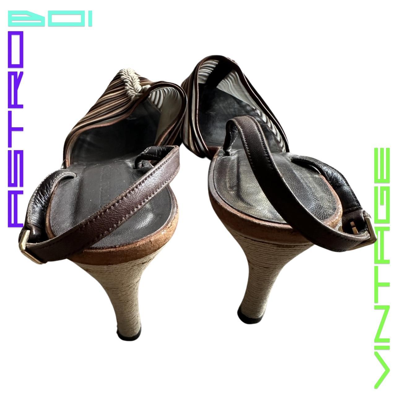 VINTAGE BOTTEGA VENETA WOVEN KITTEN HEELS_ 38.5