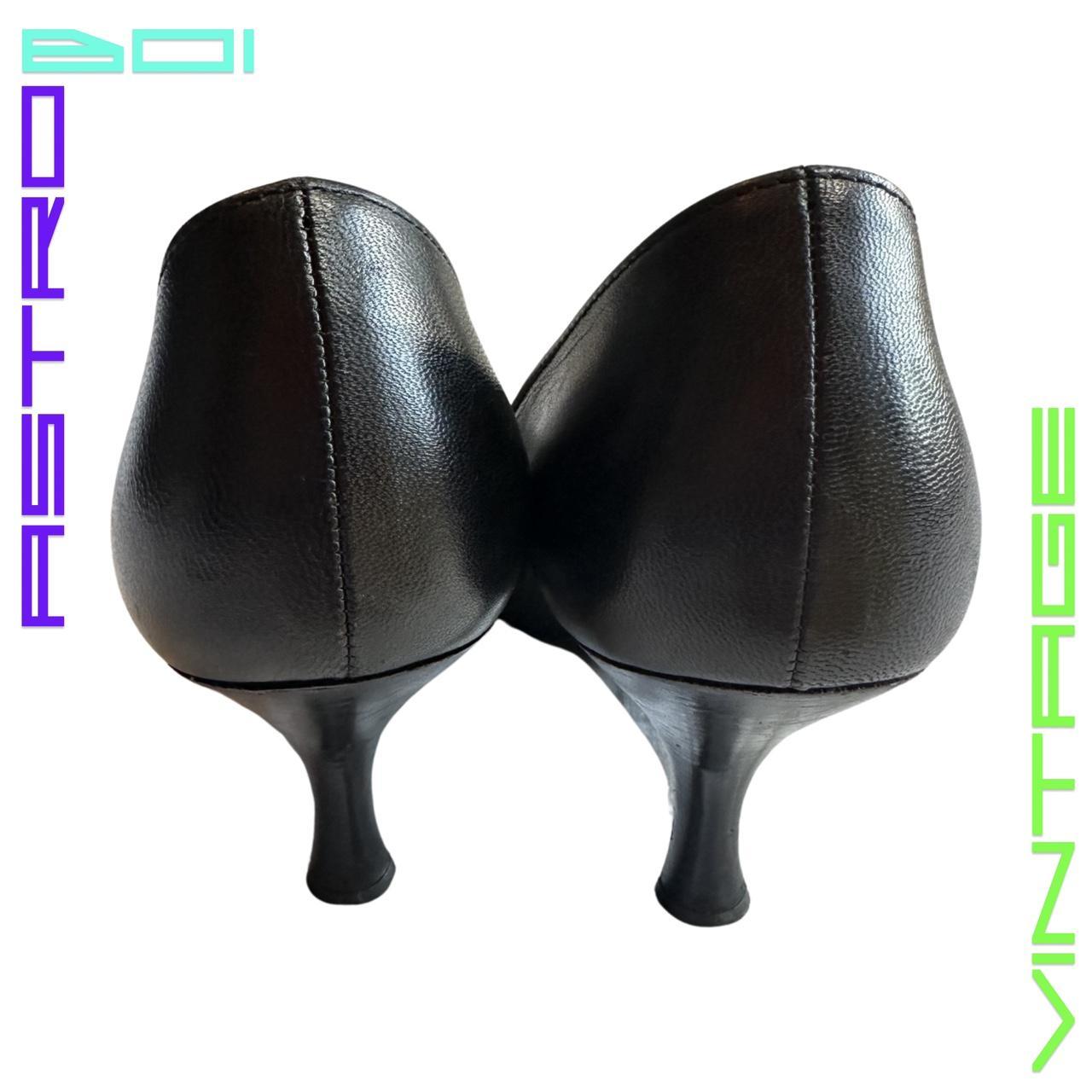 VINTAGE PRADA SQUARE BUCKLE LEATHER PUMPS