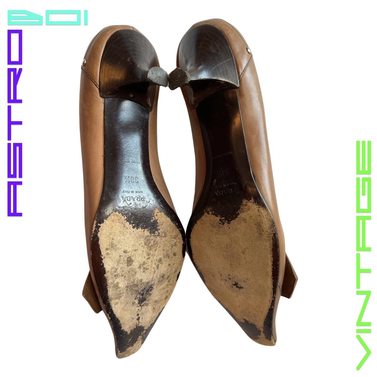 VINTAGE PRADA SQUARE BUCKLE LEATHER HEELS _ BROWN _ 38.5