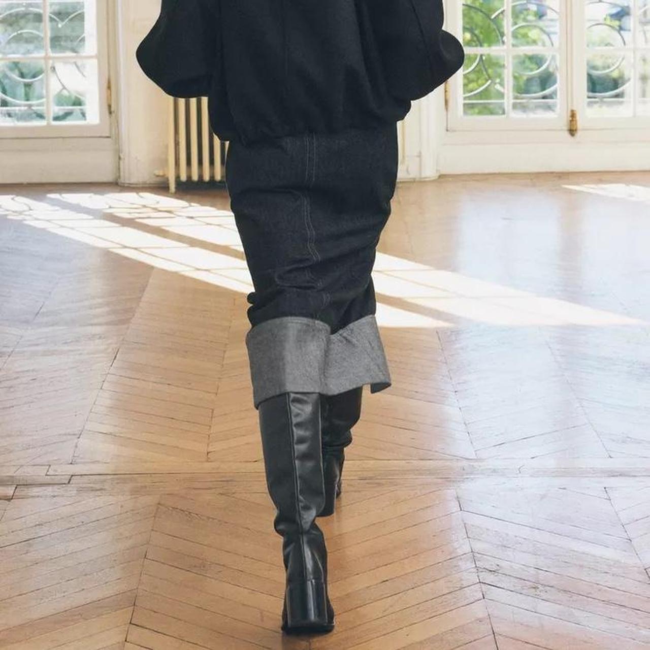 Zara Womens Midi Jean Skirt - Small (on body back)