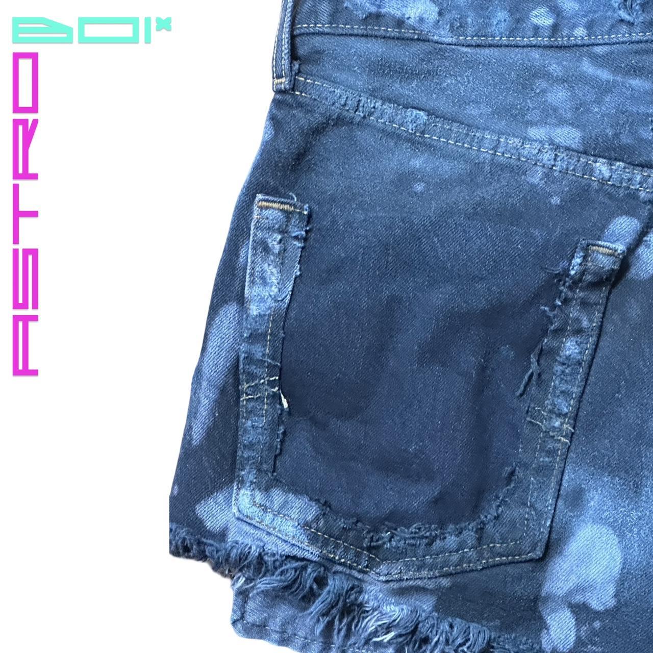 ASTROBOI* X LEVIS RIPPED BLACK BLEACHED DENIM SHORTS_ 29"
