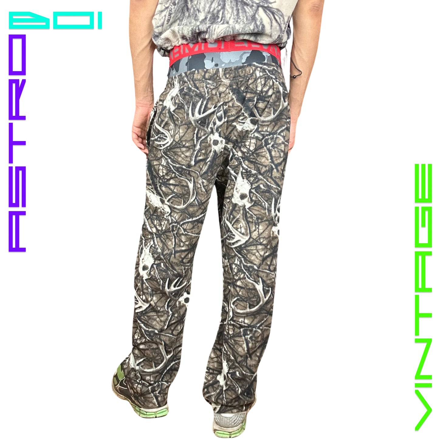 FLEECE REAL TREE BOAR LOUNGE PANTS