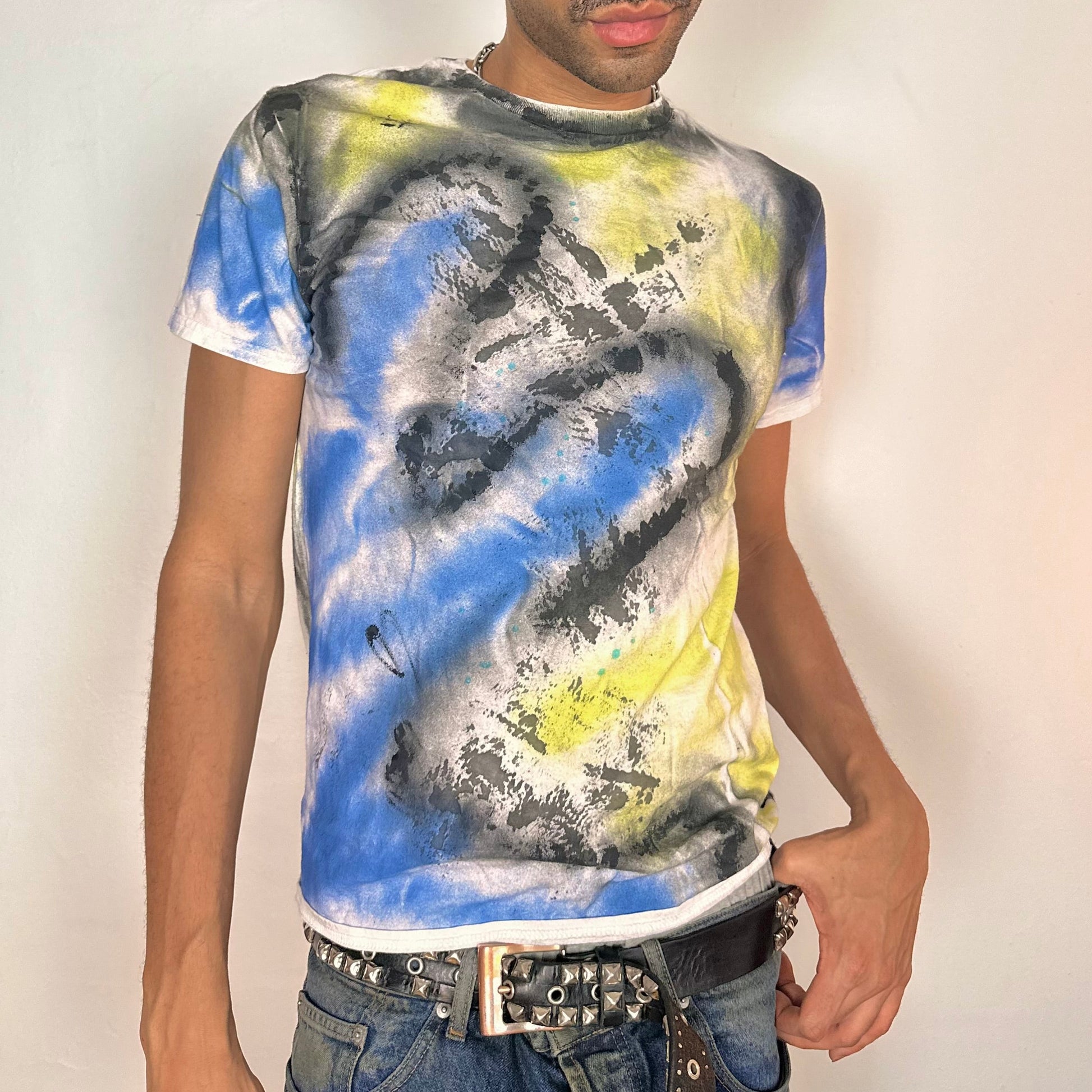 Cover image of ASTROBOI* x Gildan Summer Haze white graphic T-shirt with custom airbrushed design, relaxed fit, 100% cotton, size Medium