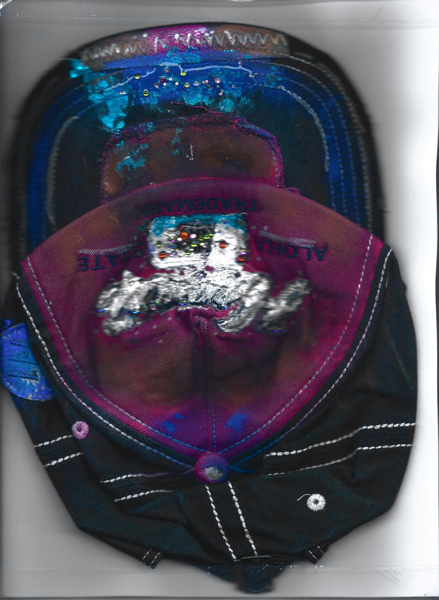 ASTROBOI* 'Hibiscus' Hawaii Y2K Red & Black Rhinestone Hat