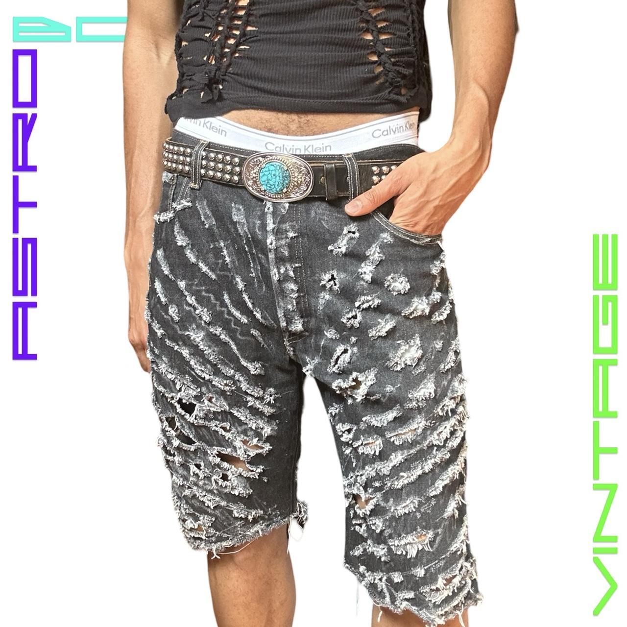 ASTROBOI* CUSTOM LEVIS 'NEO' BLACK CUT OFF DISTRESSED DENIM SHORTS _ 34"