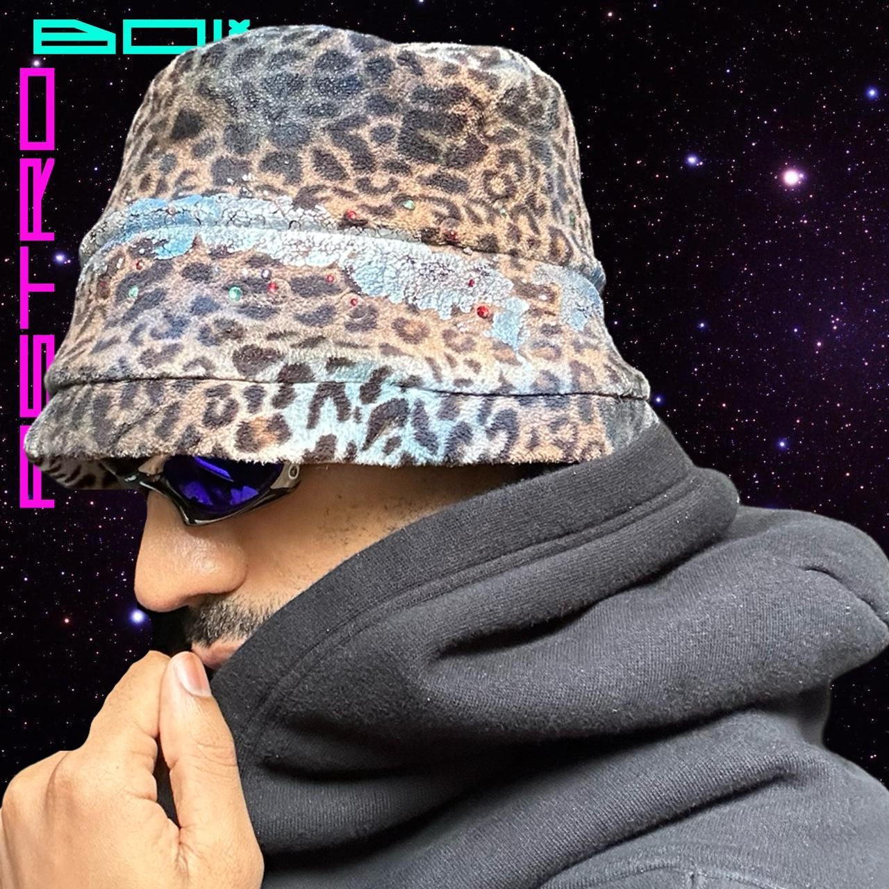 ASTROBOI* BLUE LEOPARD PRINT RHINESTONE WINTER BUCKET HAT