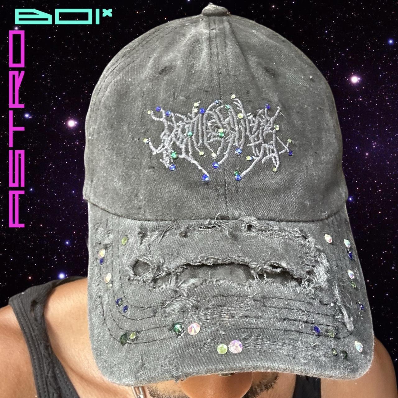 ASTROBOI* BLACK MIXED COLORS DISTRESSED RHINESTONE HAT