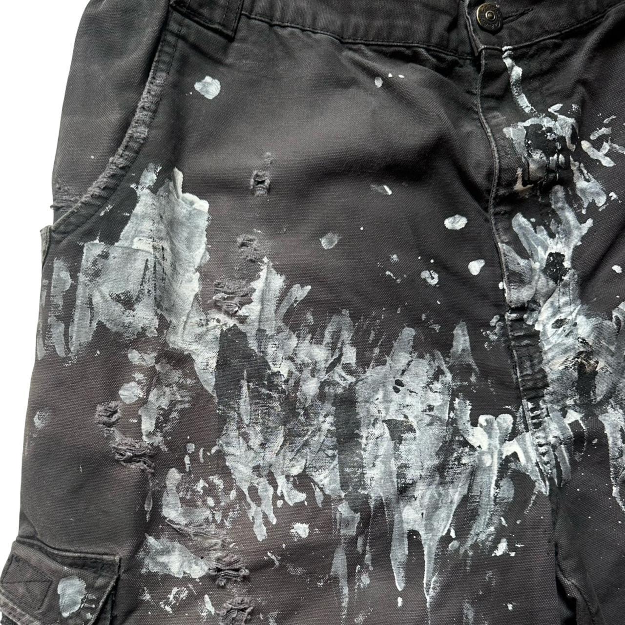 Cabelas Pained Faded Black Cargo Shorts - - details 1