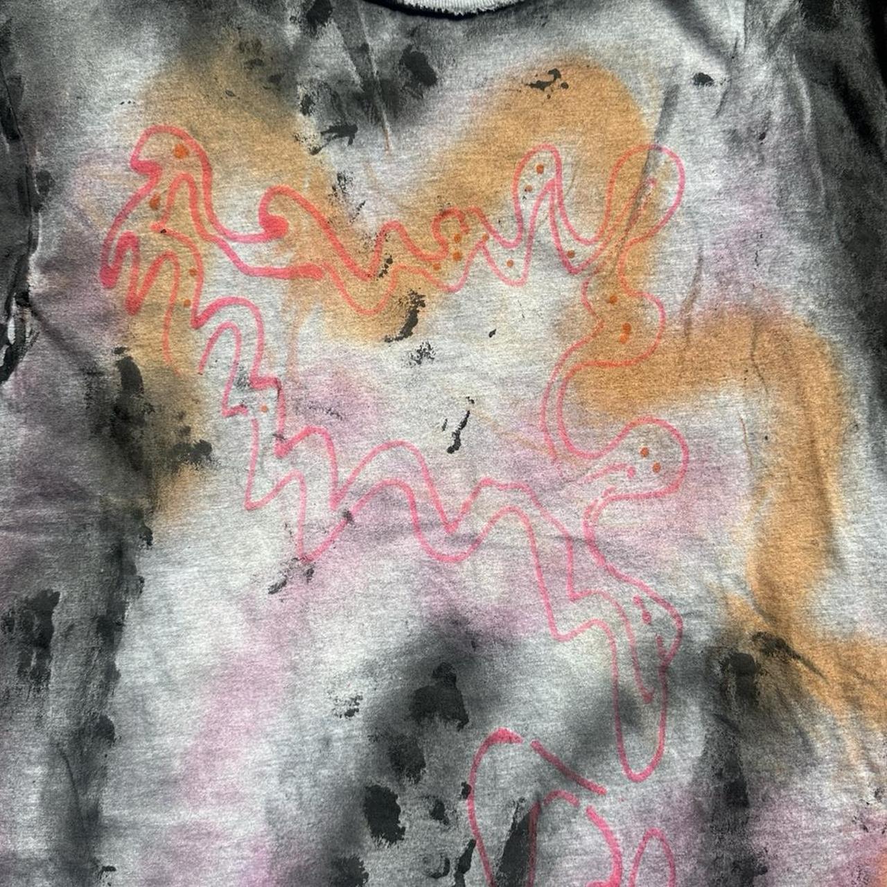 ASTROBOI* x Gildan 'Graffiti' Gray Painted Graphic T-shirt -  flat front detail