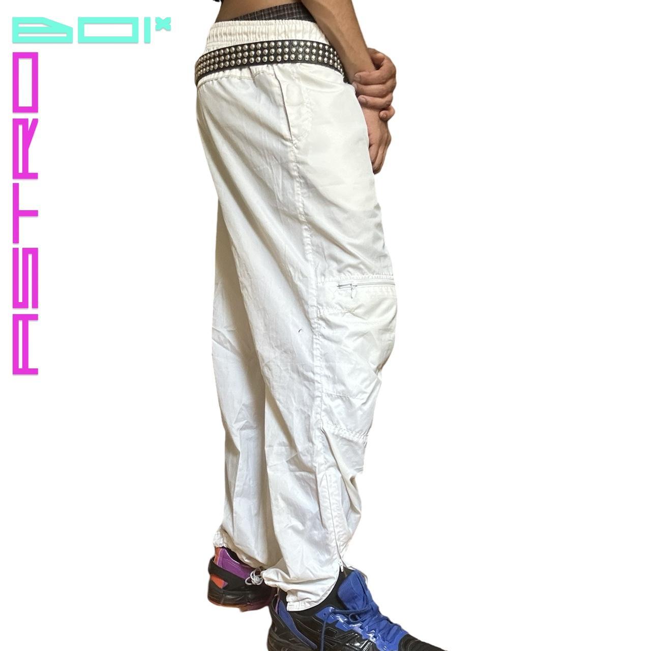 NIKE WHITE NYLON WINDBREAKER BAGGY PANTS _ LARGE