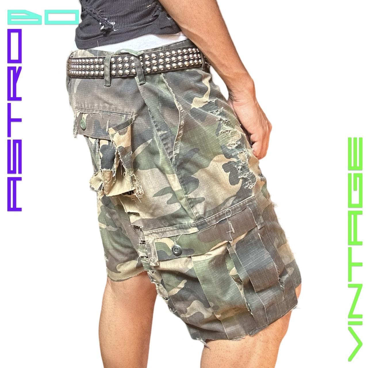 ASTROBOI* GREEN CUT OFF CAMOUFLAGE ARMY SHORTS _ 36"