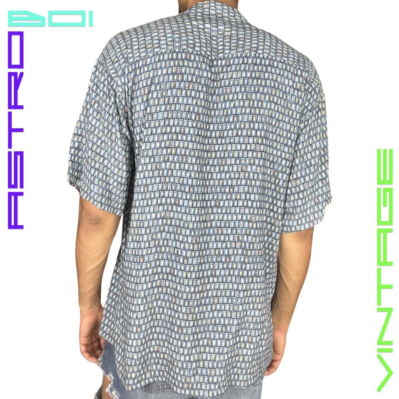 VAN HEUSEN BLUE GEOMETRIC CHECKERBOARD SHIRT _ MEDIUM