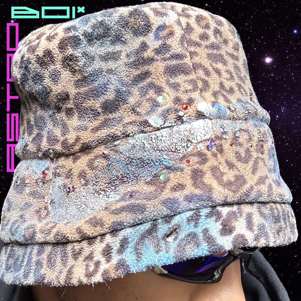 ASTROBOI* BLUE LEOPARD PRINT RHINESTONE WINTER BUCKET HAT